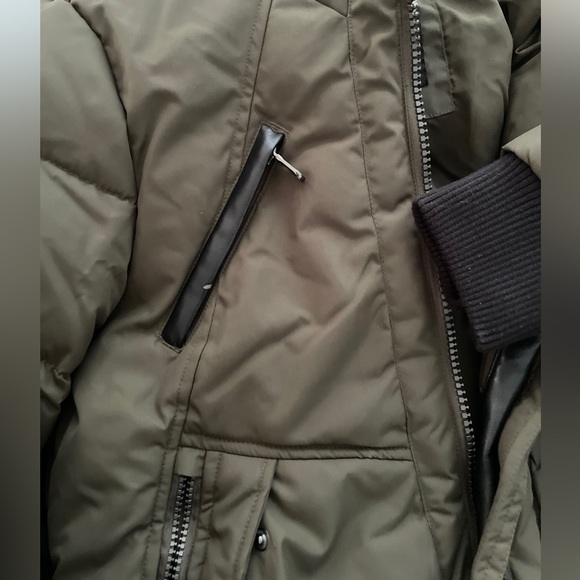 NWT Pajar Kids Winter Parka - Dark green with black trims- Size 18 - Picture 11 of 17